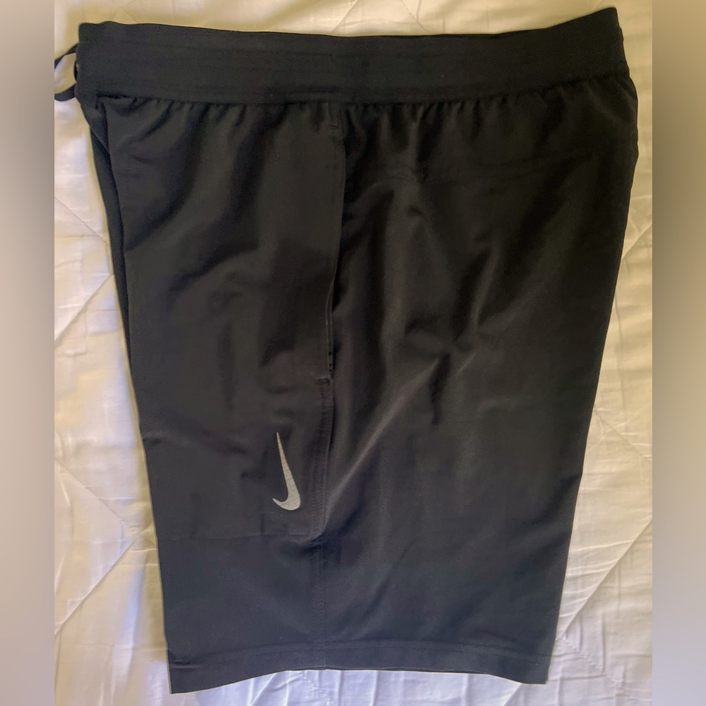Mens standard fit Nike shorts in great condition